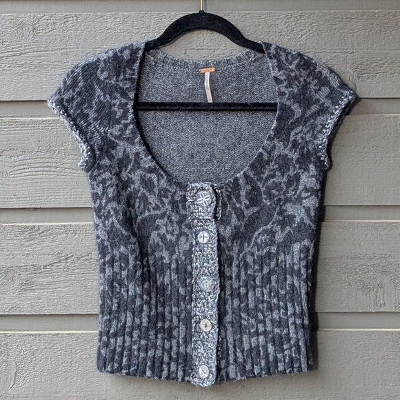 Free People Sweaters - Free People Y2K Lambswool Angora Knit Scoop Neck Vest Size Small Gray Black